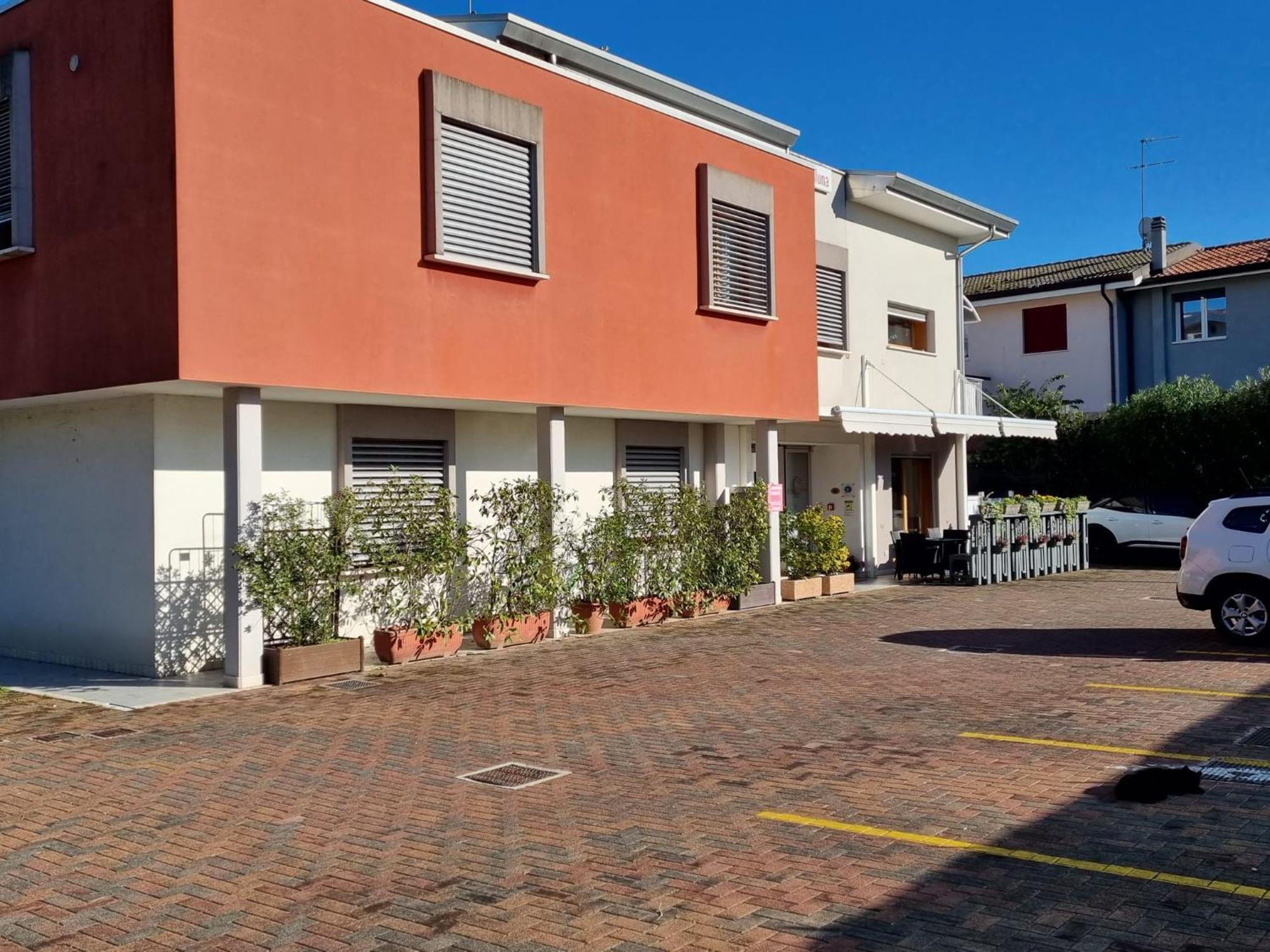 Hotel Mezzaluna Treviso Exterior foto